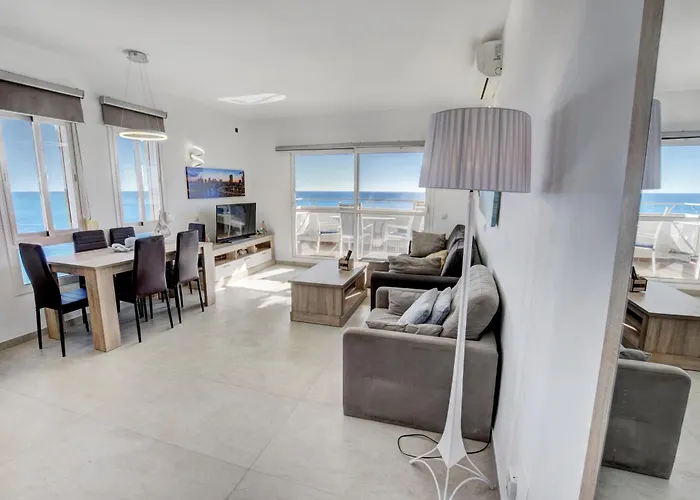 New Sunset Apartment - C&G Benal Beach